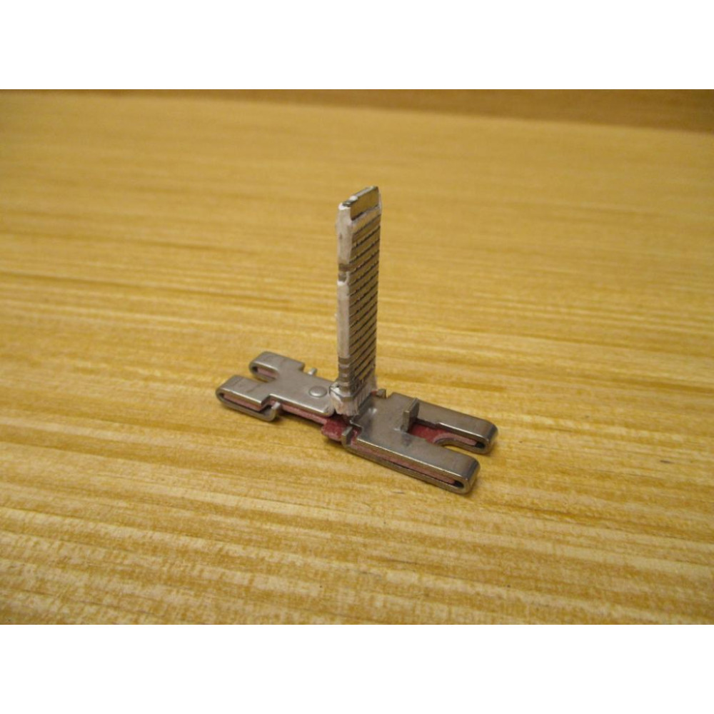 Joslyn Clark 2419 Sylvania Heater Element 62419 WO Screw - New No Box