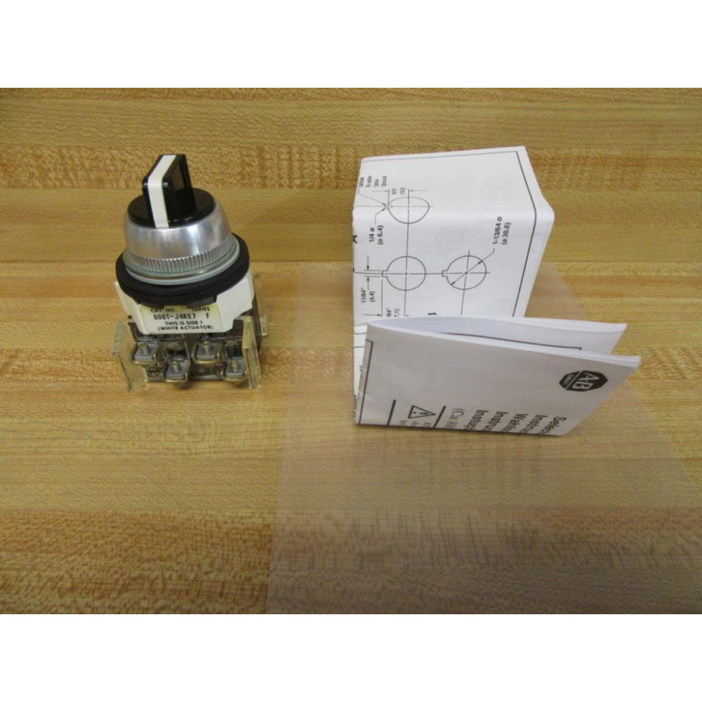 Allen Bradley 800T-J4KE7B Selector Switch - New No Box