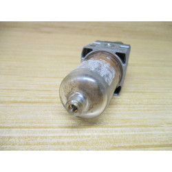 SMC AW2000-02 Filter Regulator AW200002 - Used