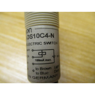 Omron E3F2-DS10C4-N Photoelectric Sensor E3F2DS10C4N - New No Box