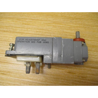 Cutler Hammer 10316HI665A Limit Switch WO Back Cover - Used