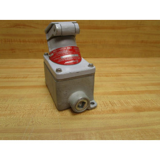 Appleton EFSCB1752023M Receptacle Assembly - Used