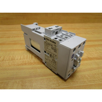 Allen Bradley 100-C30Z*00 Contactor 100C30Z00 - New No Box