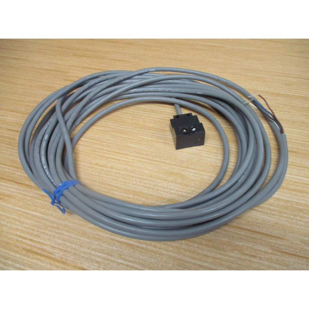 Banner SE612CX W30 Econo-Beam Photoelectric Sensor 25909 - New No Box