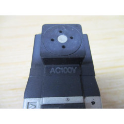 SMC VS7-6-FG-S-1N Solenoid Valve VS76FGS1N W 100VAC Coil - Used