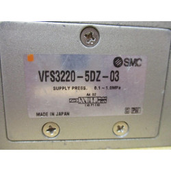 SMC VFS3220-5DZ-03 Solenoid Valve VFS32205DZ03 - Used