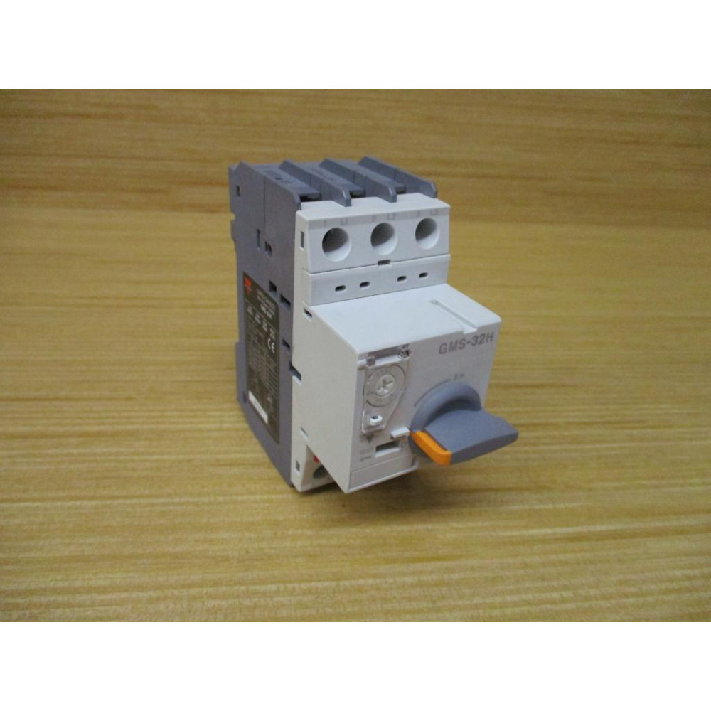 Carlo Gavazzi GMS-32H Manual Motor Starter 2.5-4A - New No Box
