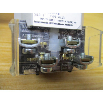 Allen Bradley 800T-J17KT7B Selector Switch 800TJ17KT7B Ser. T