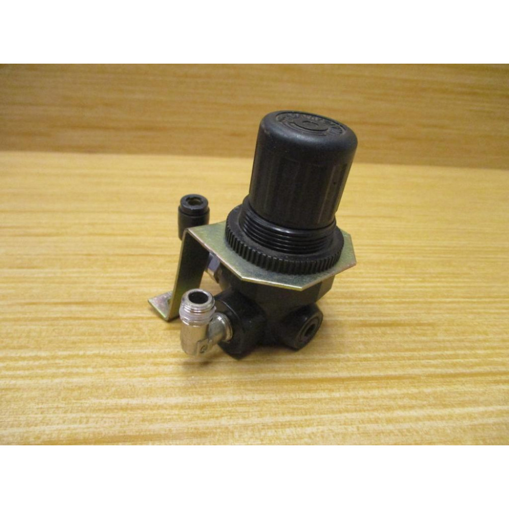 Norgren R07-100-RNKG Regulator R07100RNKG Fittings May Vary - Used