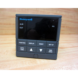 Honeywell DC200E-2-000-100000-0 UDC2000 Mini-Pro Controller 30757026-001 - Used