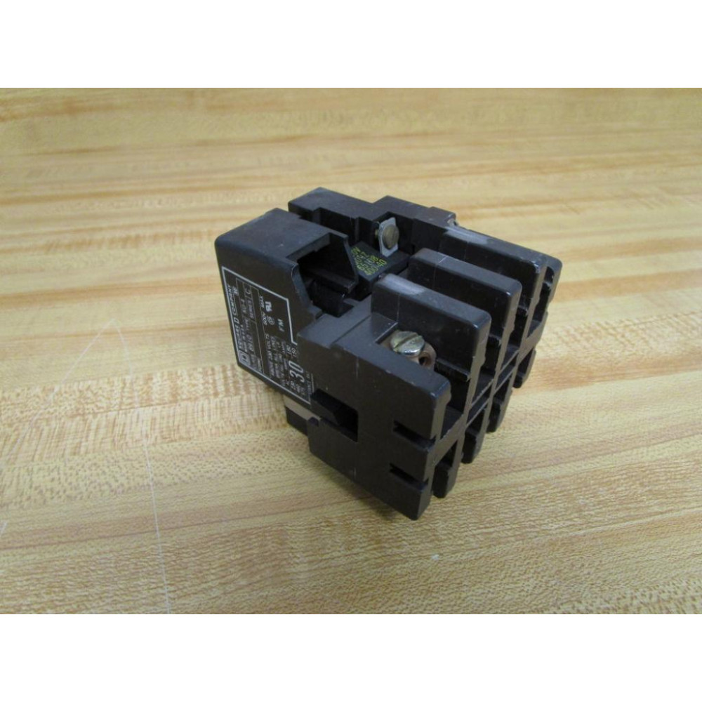 Square D 8910-K04 Contact Replacement Kit 8910K04 - Used