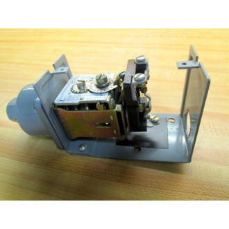 Allen Bradley 836-C2 Pressure Control Switch 836C2 WO Cover - Used