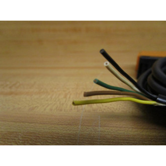 ATC 7233AR0D5FRX Sensor Retro-Reflect - Used
