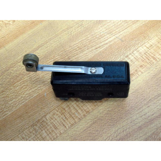 Micro Switch WZ-2RL232-D63 Limit Switch wRoller Lever WZ2RL232D63 - New No Box