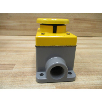 Allen Bradley 800P-S2Y2B Palm Operated Push Button 800PS2Y2B