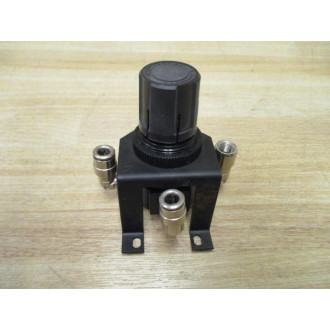 Watts Fluidair R384-01C Parker Regulator R38401C W Fittings & Mount - Used