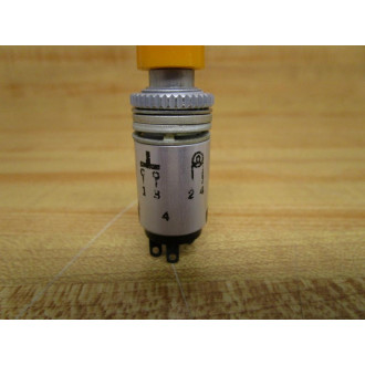 Dialco 513-0101-604 Pushbutton Switch 5130101604 - New No Box