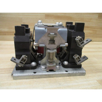 Cutler Hammer 9560H52A Contactor 6-10-2 - Used
