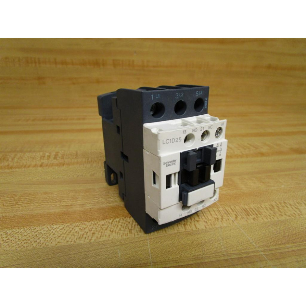 Schneider LC1D25P7 Telemecanique Contactor Square D W LAD4VU, WO Cover - Used