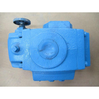 Sperry Vickers XCT10 3F 22 Reducing Valve XCT103F22 - New No Box
