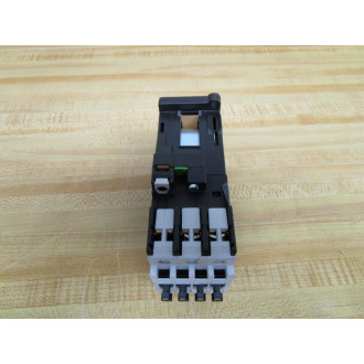 Siemens 3TF3211-0B Contactor 3TF32110B - Used