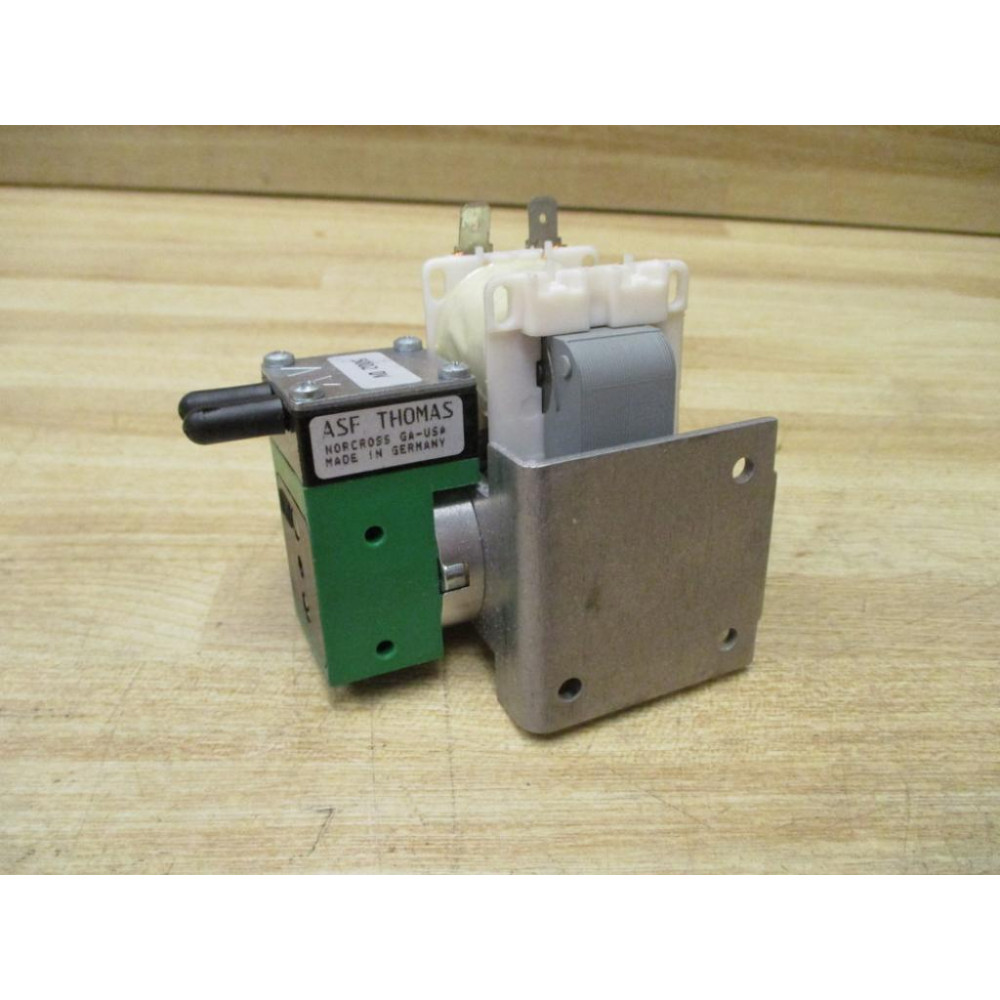 ASF Thomas 5002 DV Vacuum Pump 5002DV W107.18.00012 - New No Box ASF Thomas 5002 DV Vacuum Pump 5002DV W107.18.00012 - New No Box