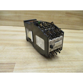 Siemens 3TH8253-0F Contactor 3TH82530F - Used