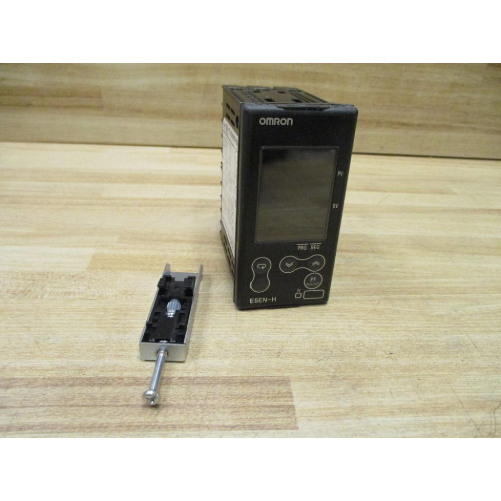 Omron E5EN-HAAA2HBM-500 Digital Controller E5EN-H - New No Box