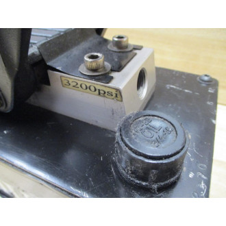 Huth 98031B Foot PedalPump - Used