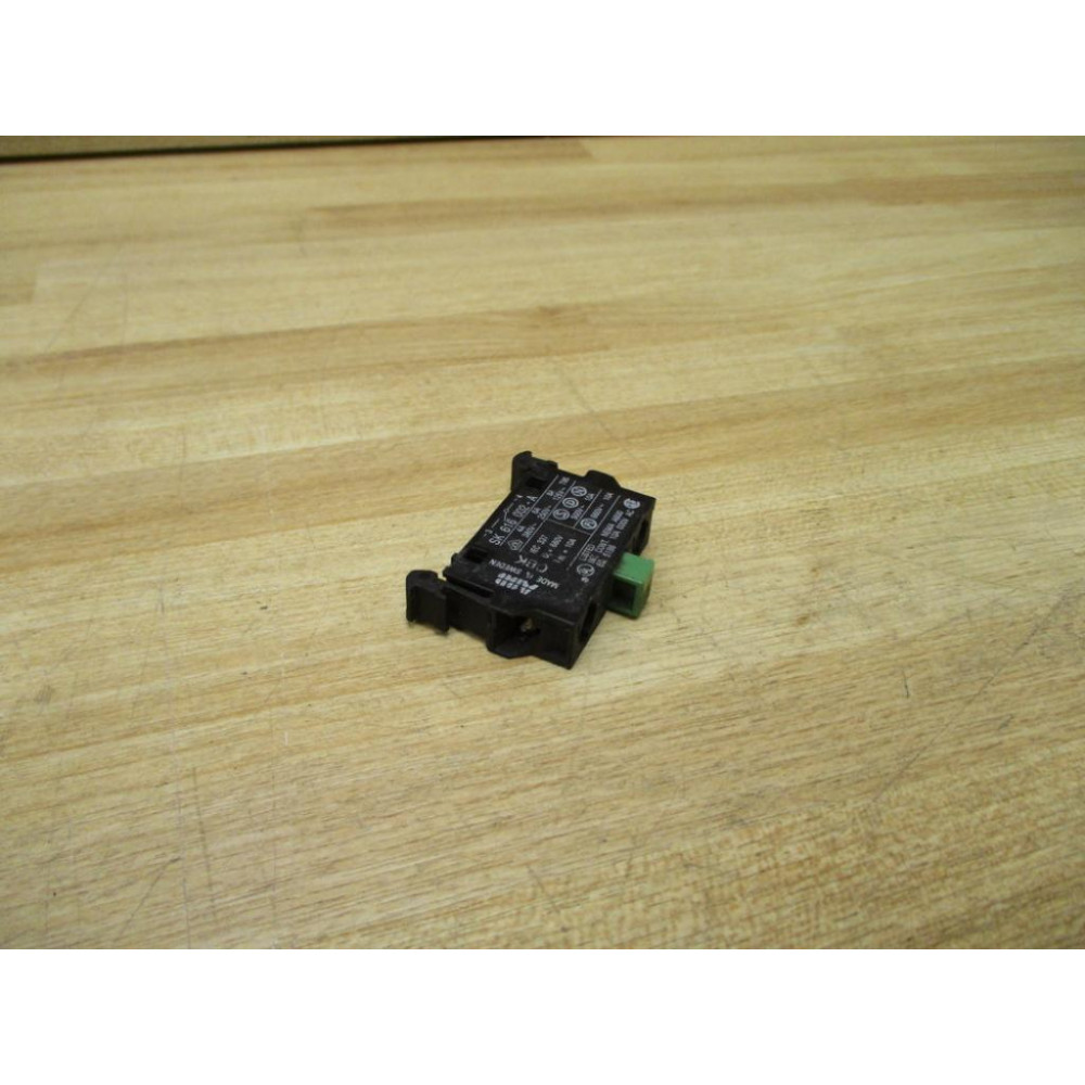 ABB SK-616-002-A Contact Block SK616002A 660V - New No Box