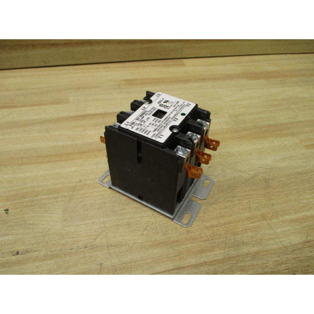 Tyco 3100-30T10999CG Definite Purpose Contactor 310030T10999CG - Used