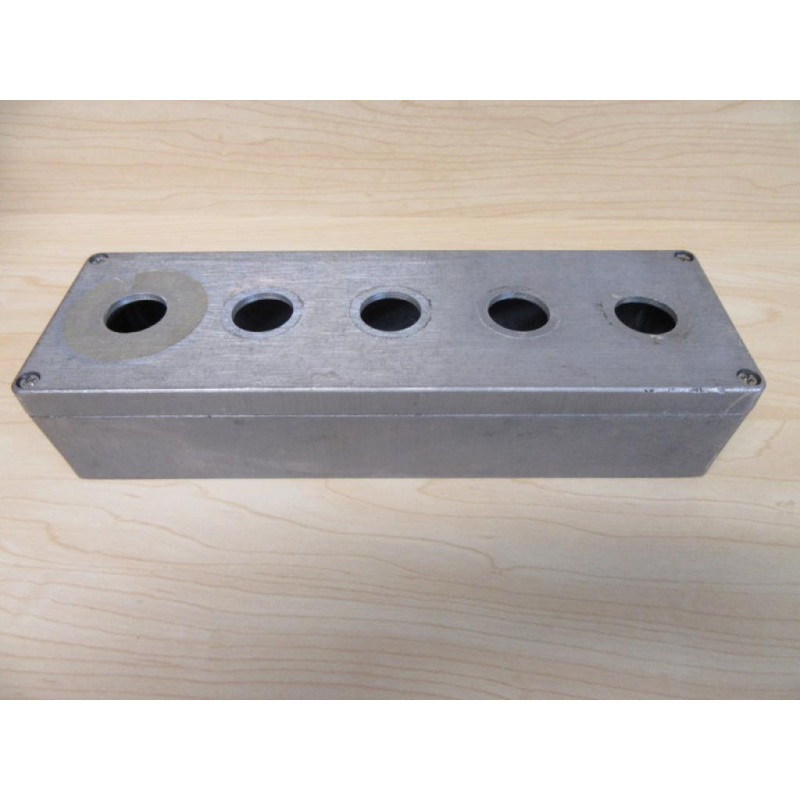 Schneider XAPD5505 Switch Enclosure - Used