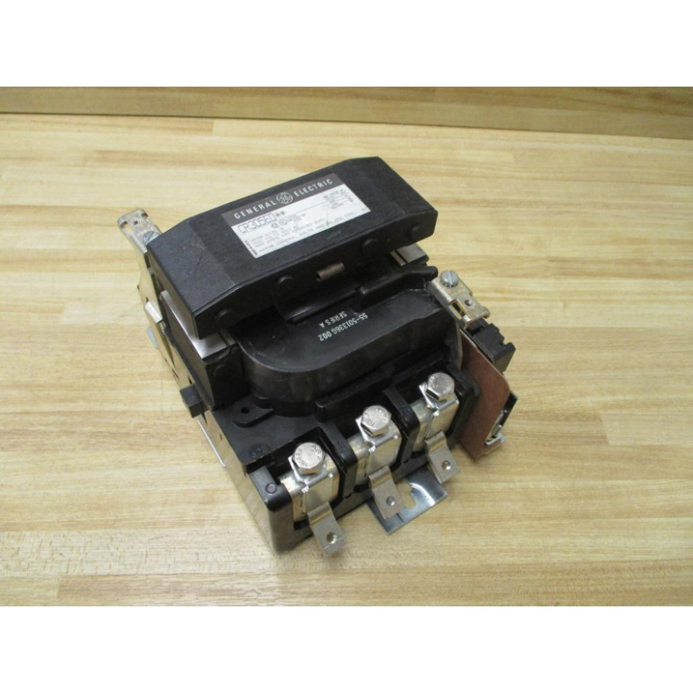 General Electric CR305E002 Contactor W Aux Contact - Used