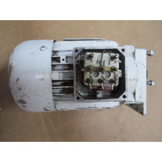 Lenze MDEMA1M063-42 Gear Motor MDEMA1M06342 - Used