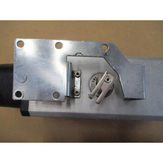 OMAL Automation SR180 F07-F10 Pneumatic Actuator W Attachment & Adapter