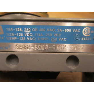 Selecta Switch SS82-BZV6-2RN2 Limit Switch WO Base - New No Box
