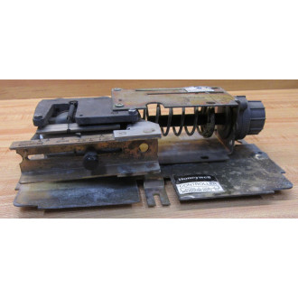 Honeywell RP908 A 1013 4 Controller RP908A10134 - Used