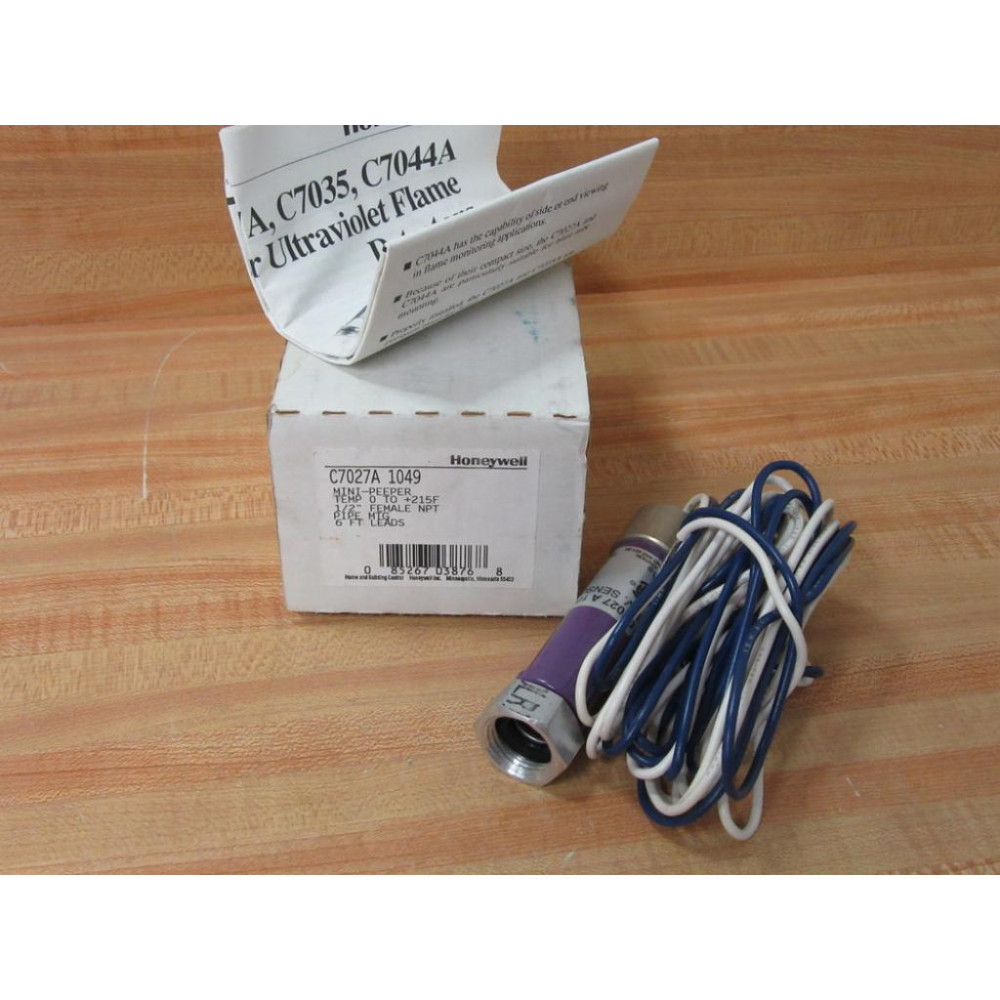 Honeywell C7027A-1049 Flame Detector C7027A1049 6' Leads