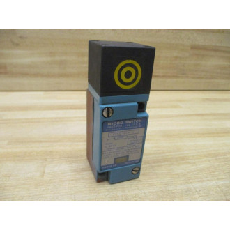 Honeywell  Micro Switch FYSD13C4-C Proximity Sensor FYSD13C4C - Used