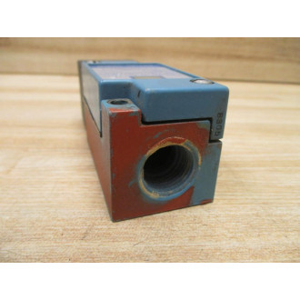 Honeywell  Micro Switch FYSD13C4-C Proximity Sensor FYSD13C4C - Used