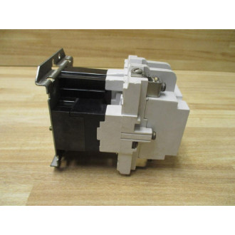 Cutler Hammer A201K2BA Eaton Motor Control Contactor 6710C55G02 - Used