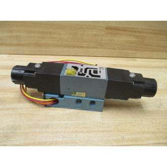Mac Valves PR82A-GDBA-9 Solenoid Valve PR82AGDBA9 W Base - Used