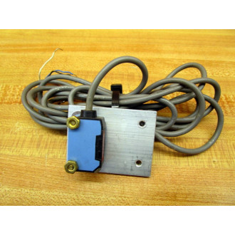 Sick WL150-N132 Photoelectric Sensor WL150N132 - Used