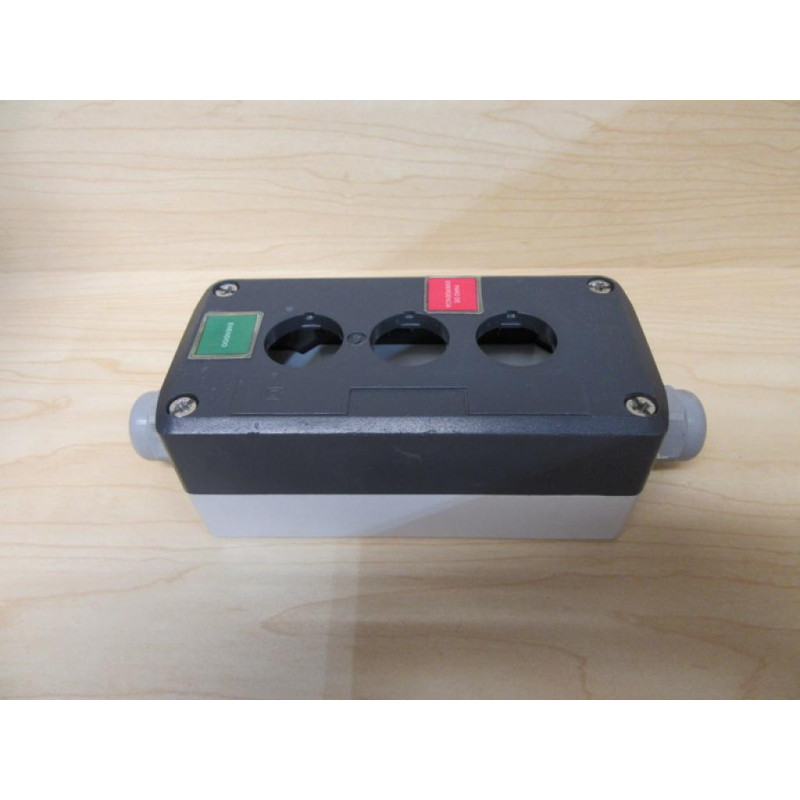 Square DSchneiderTelemecanique XALD03H7 Switch Enclosure - Used