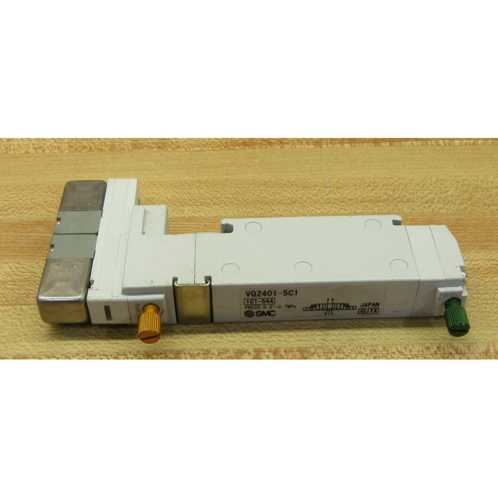 SMC VQ2401-5C1 Solenoid Valve VQ24015C1 - Used