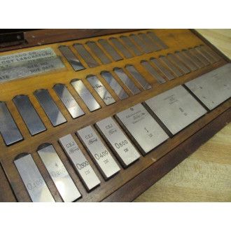 Cordovano Metrology Labratory 2657 Cutting Tool Gaging Kit Loose Hinges - Used