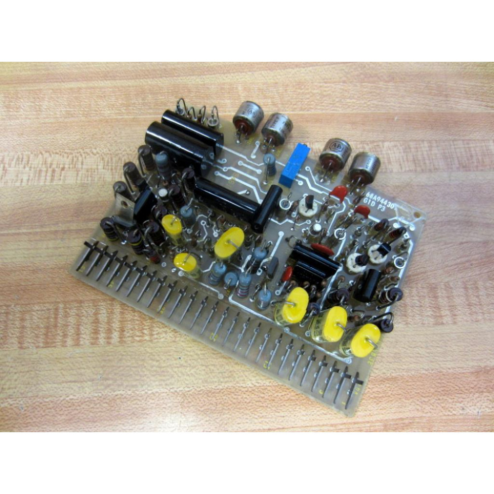 General Electric IC3640B0SB3E Battery Truck Control Bd 68A944301 - Used