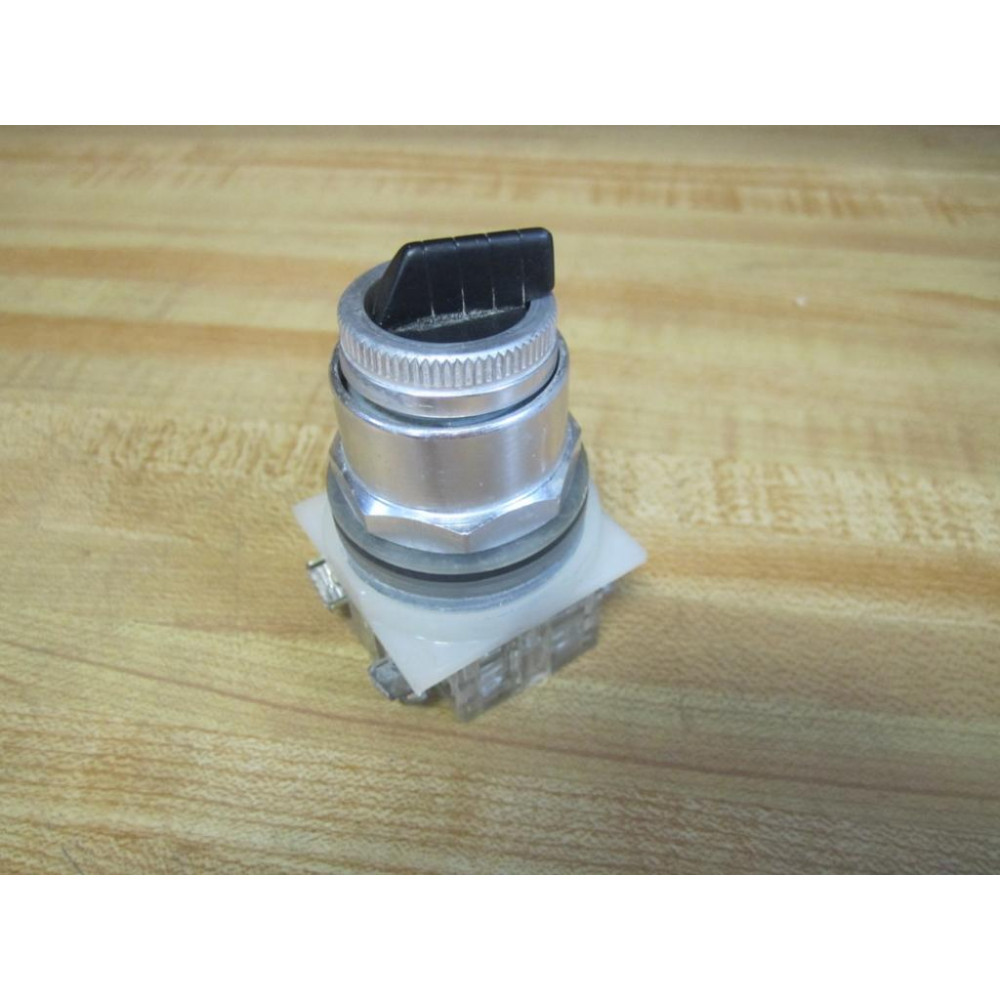 Square D 9001-KS43BH1 Selector Switch 9001KS43BH1 - Used