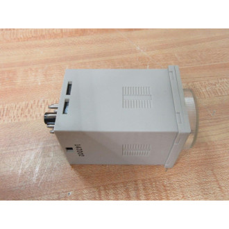 Omron H3CR-H8L Timer 100110120VAC 0.61.2612s