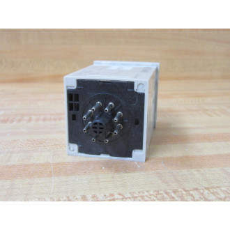 Omron H3CR-H8L Timer 200220240VAC 0.05min-12min